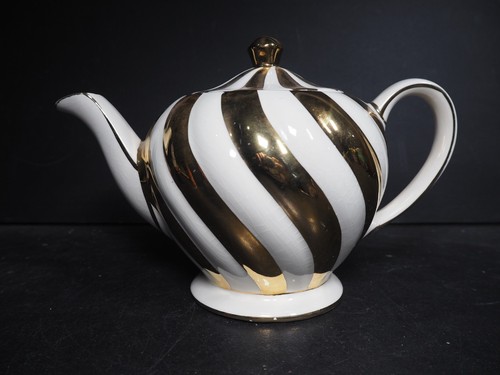 Sadler gold swirl white teapot - gold,