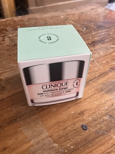 Clinique moisture surge - surge, 100h