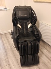 ROTAI Zero Gravity Full Body Massage Chair for Home Massage