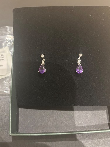 White gold natural tanzanite - white,