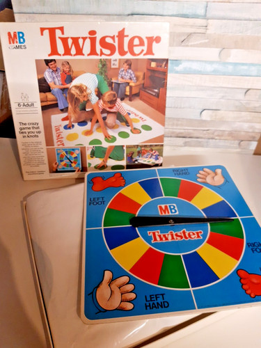 Vintage games twister board - vintage, mg