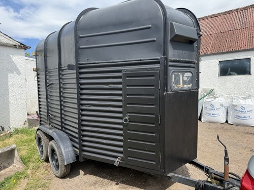 Food van catering trailer - food,