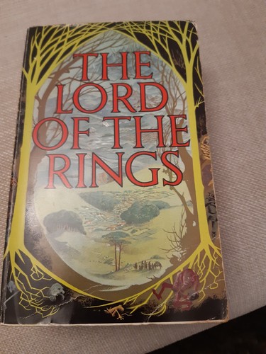 Vintage lord the rings book - lord,