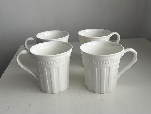 Wedgewood colosseum bone - wedgewood,