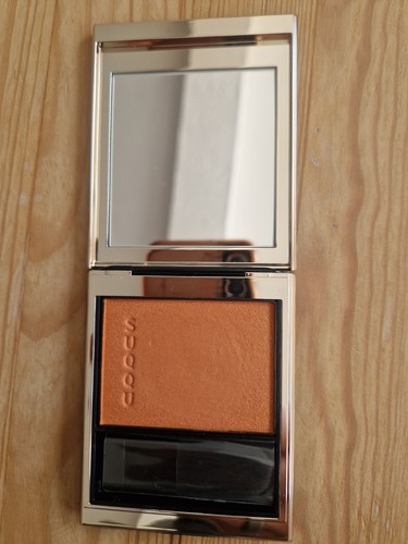 Suqqu melting powder blush - melting,