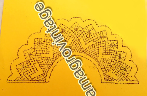 Small lace bobbin fan - fan, pattern