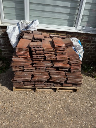 Reclaimed terracotta roof - terracotta,
