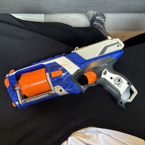 Nerf strike elite strongarm - elite,
