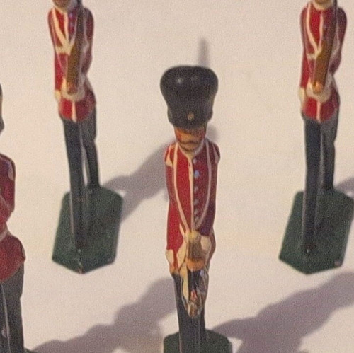 Painted lead british redcoat - painted,
