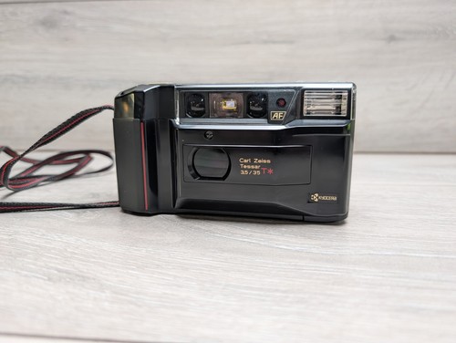 Kyocera yashica carl - carl, zeiss