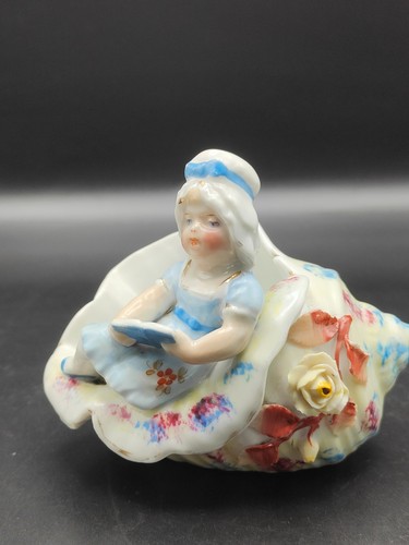 Antique conta boehme girl - antique,