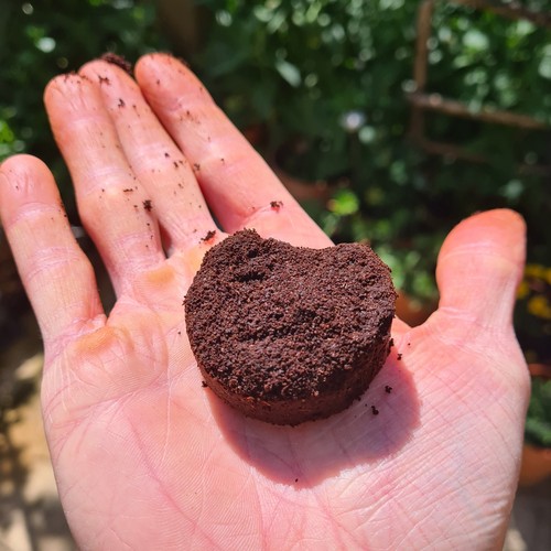8kg used coffee - 1.8kg, grounds