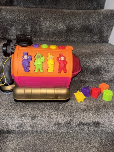 Teletubbies noo - noo, along