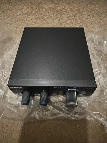 Opened box alesis vocal zapper - box,