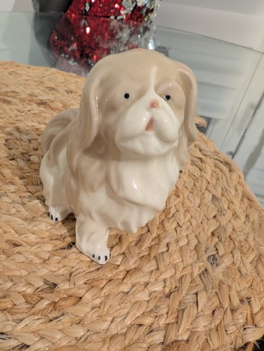 Collectable vintage pekingese - collectable,