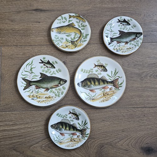 Liverpool road pottery fish - liverpool,