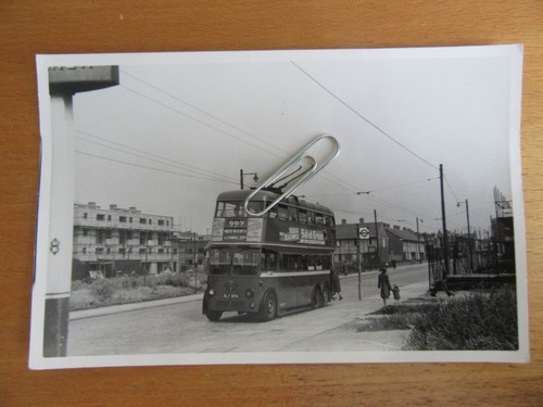 London transport trolleybus - london,