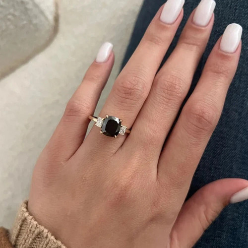 Oval cut 75ct black diamond - black,