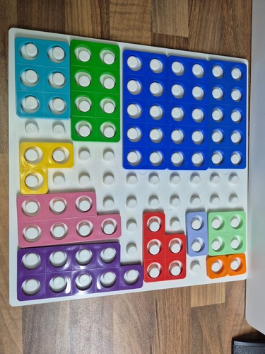 Numicon pieces plus base - plus,