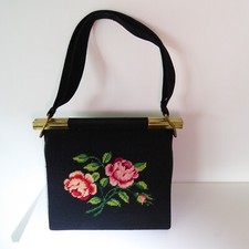 UNUSUAL VINTAGE NEEDLEPOINT