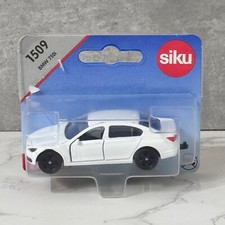 Siku 1509 BMW 750i Luxury