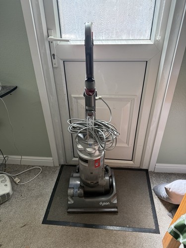 Dyson dc14 animal vacuum read - dc14, vacuum.