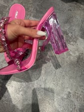 pink heels size 7