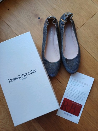 Russell bromley hashtag - &,