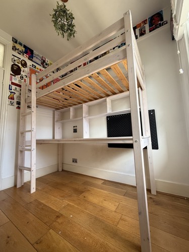 Childrends loft bed with - , desk