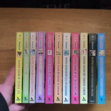 11 x Agatha Raisin MC Beaton