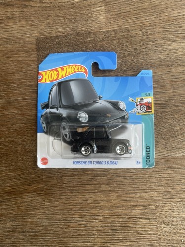 Hot wheels porsche 911 - hot,