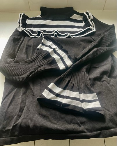 Studio preen polo - by,
