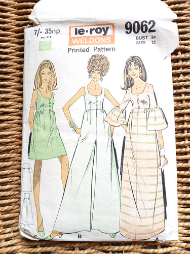 Vintage 1970s roy sewing - vintage,