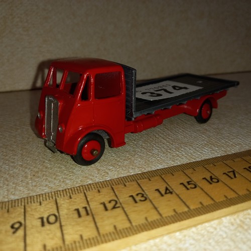 Dinky guy 512 flatbed - ,