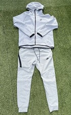 Mens Nike tech fleece tracksuit size Large - Old season - 100% authentic - SALE 