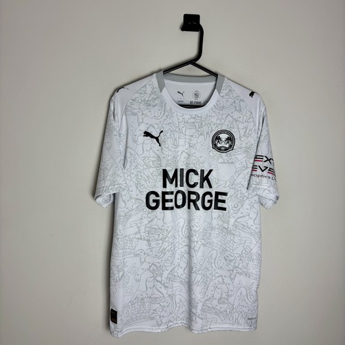 Peterborough united football - peterborough,