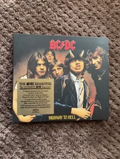 AC/DC - HIGHWAY TO HELL