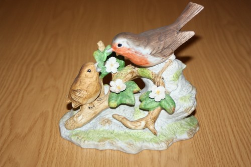 Collectable porcelain figure - figure,