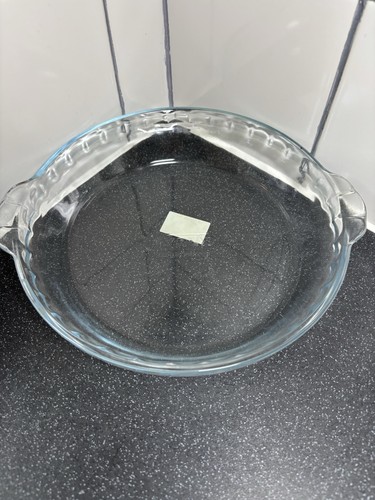 Pyrex glass dish made - pyrex,