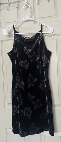 Vtg y2k floral velvet slip - vtg,