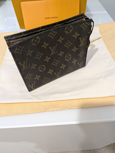Louis vuitton toiletry - louis,