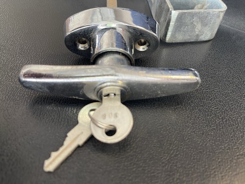 Handle door lock - door, replacement