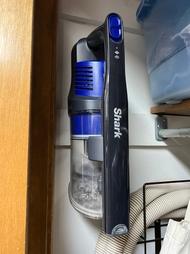Shark rocket vacuum wall - shark, mount
