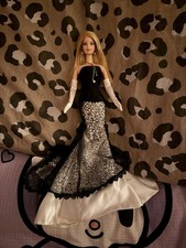 Barbie Society Girl Collector