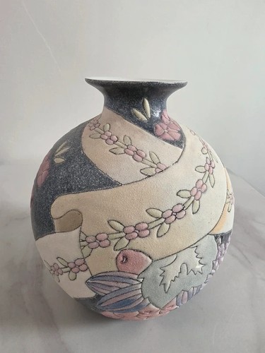 Vintage pastel floral ceramic - pastel,