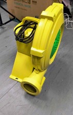 750W Inflatable Bounce House