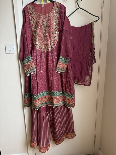 Stunning pink embroidered - stunning,