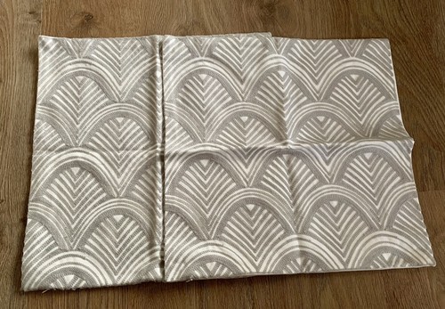 Sipeien embroidery tufted - 2x,