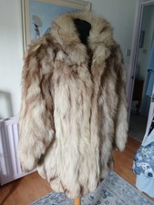 Lovely real blue Fox Fur Coat in Good Condition - size 14/16
