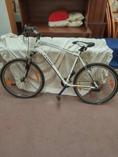 Jamis Trail X White Road Bike 15 Inch Frame 27.5 Inch Wheel